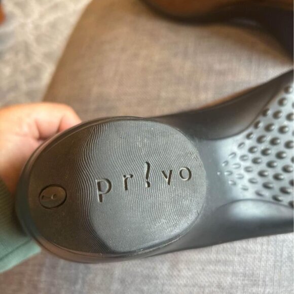 Woman’s PRIVO leather wedge anti slip all terrain shoes. Velcro. Size 9.5 - Picture 6 of 11